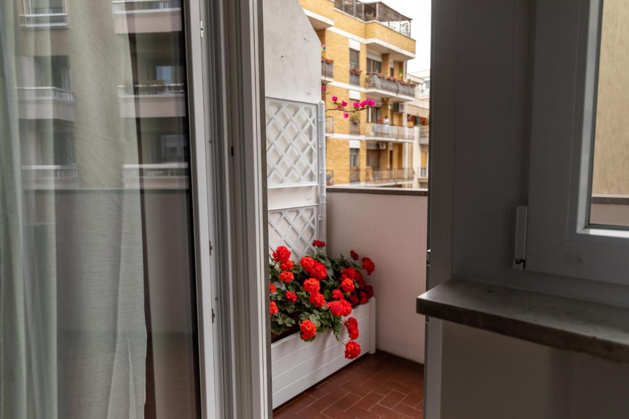 Cozy Loft Putignani Apartment Bari Exterior photo